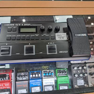 BOSS GT-1 Guitar Effects Processor | Long & McQuade